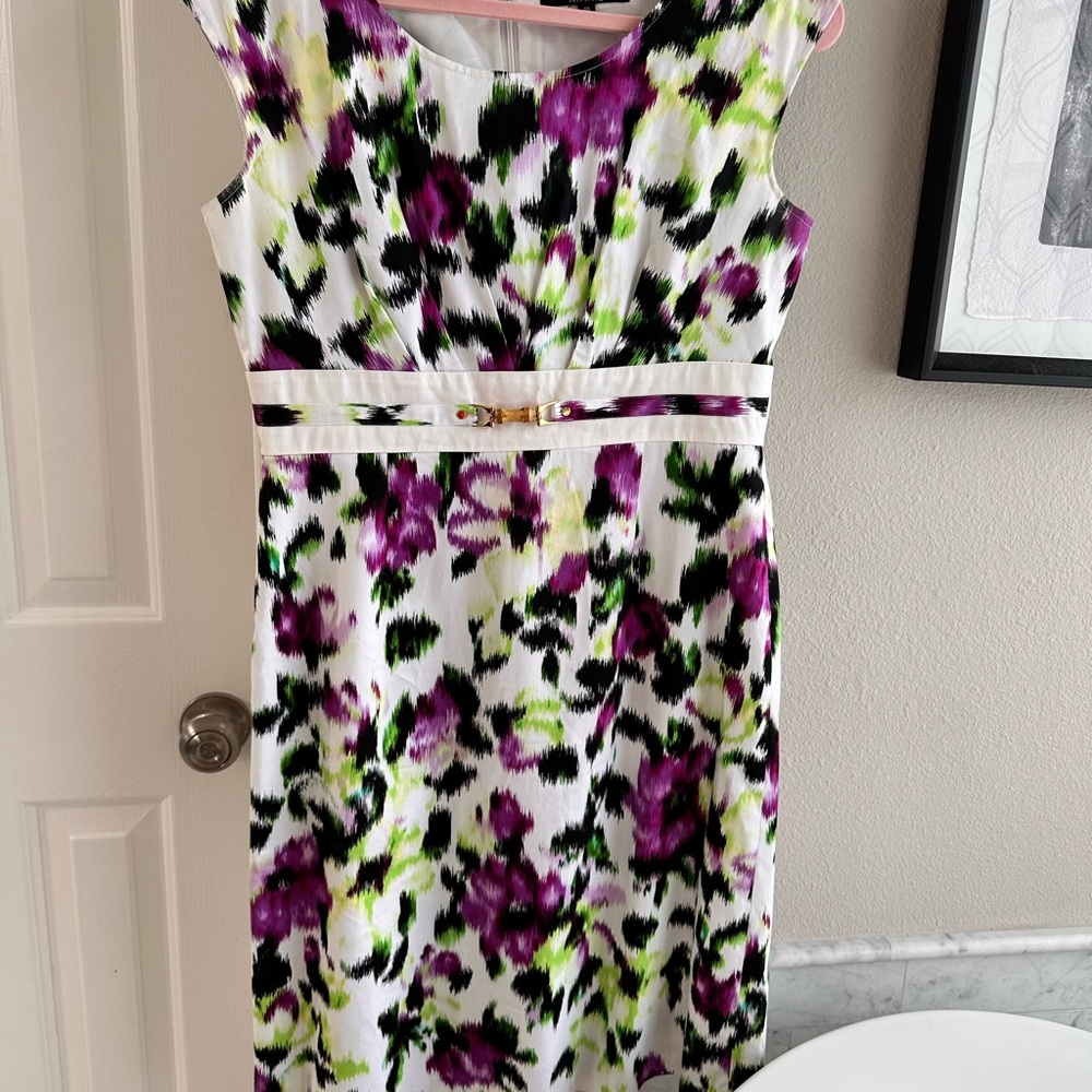 Elegant Floral Sleeveless Dress - Purple and Green